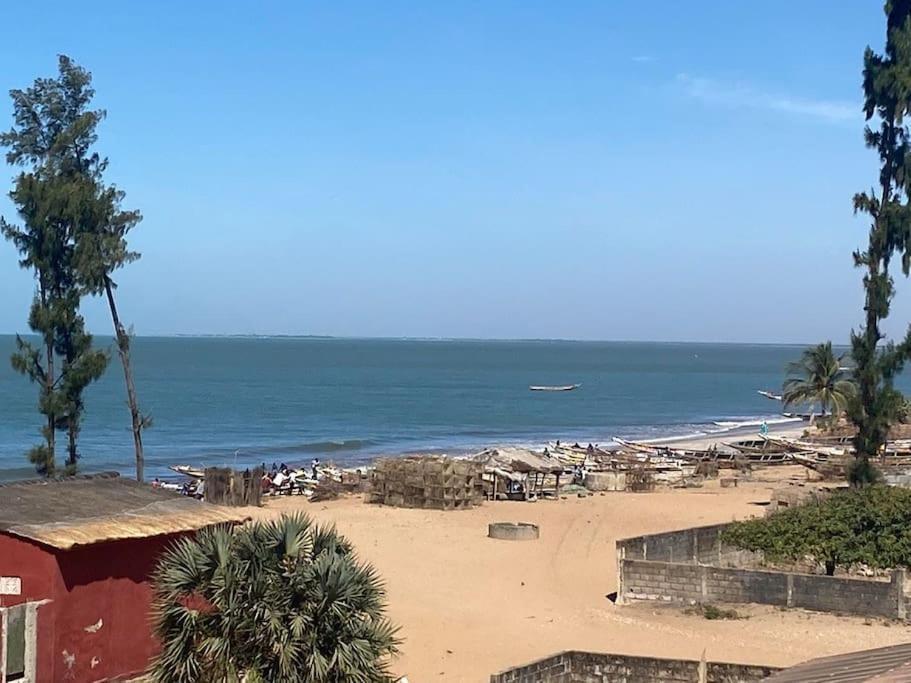 Palmarin Nguedj Petite Maison En Bord De Mer מראה חיצוני תמונה